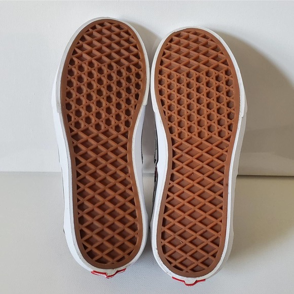 ❌️Sold❌️ VANS Doheny Cherry Checkerboard Skate Shoes US Size 4.5 - Picture 7 of 8